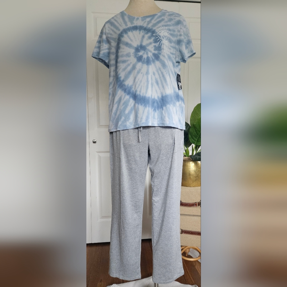 LUCKY BRAND Set of T-shirt And Lounge Pants Size L.